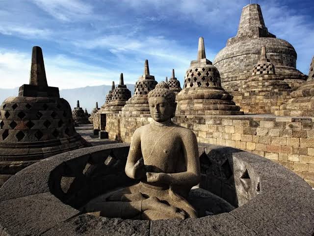 Kabar Baik Usai Dengarkan Masukan Rakyat, Jokowi Putuskan Harga Tiket Candi Borobudur Batal Naik