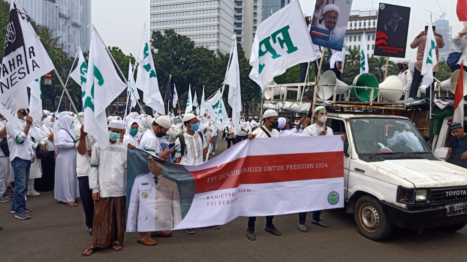 Wuih, Massa Mengklaim FPI Reborn Gelar Aksi & Deklarasi Dukung Anies Baswedan di Pilpres 2024