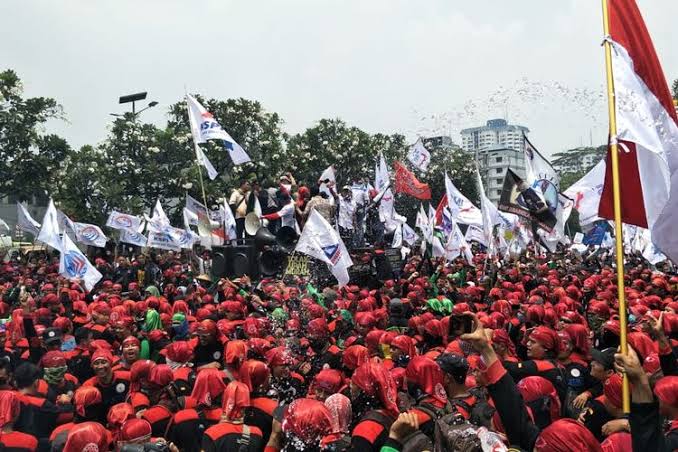 Buruh Ikut Demo Siap-Siap Kehilangan Pekerjaan, Ini Alasannya