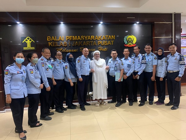 Camat Megamendung Imbau Warga Tetap Prokes Saat Sambut Habib Rizieq
