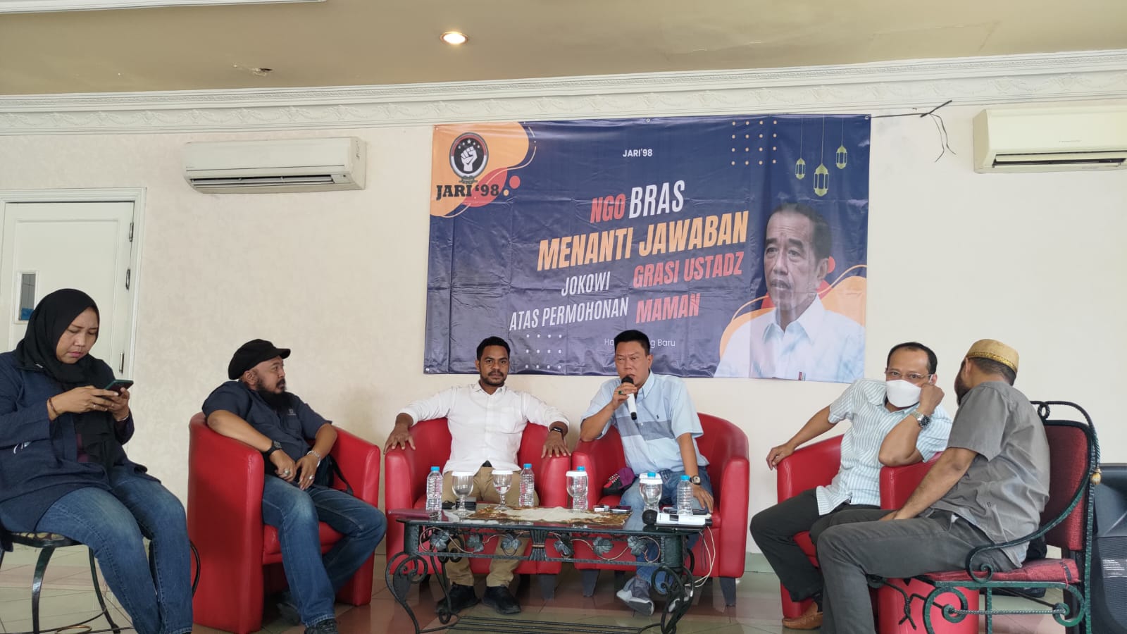 Jokowi Layak Beri Grasi Ustadz Maman, Ustadz Pancasilais Anti-Khilafah