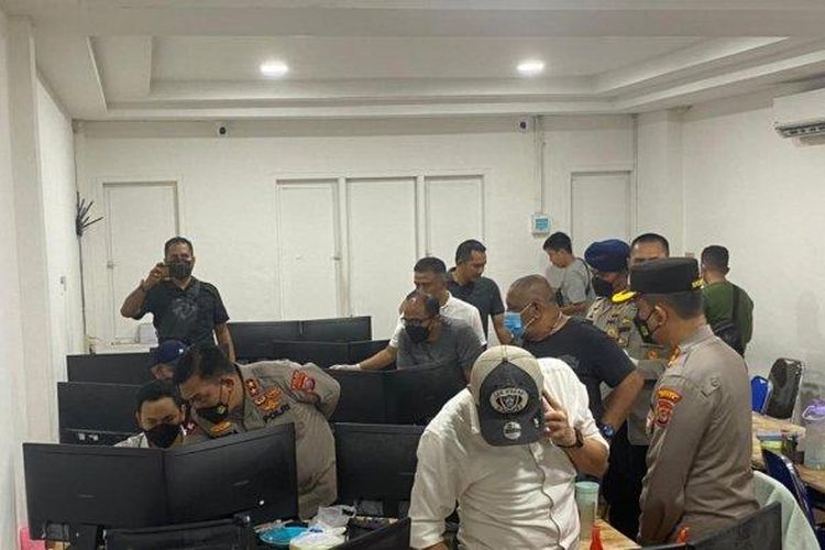 Rumah Elit Jadi Sarang Operator Judi Online Beromset Besar