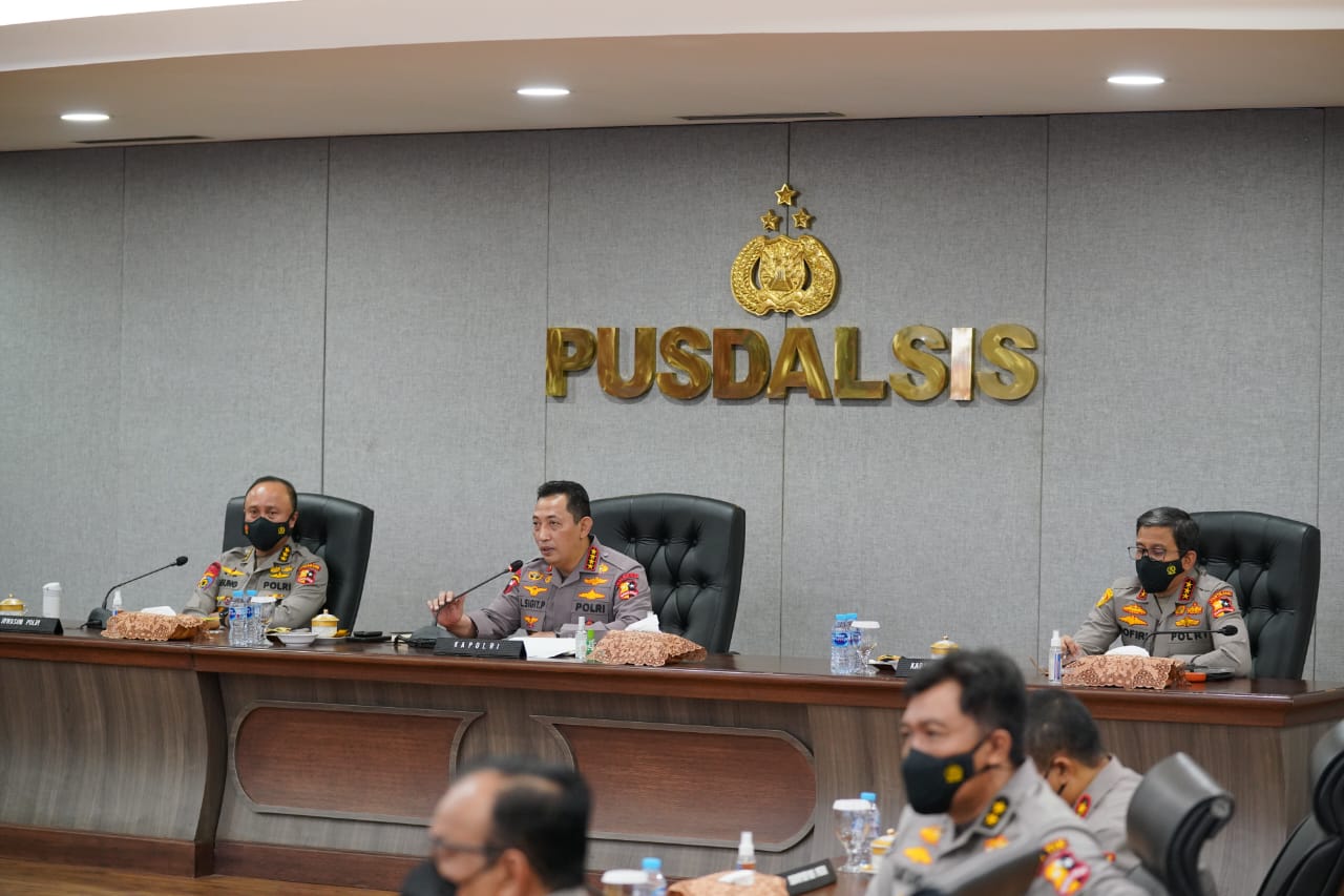 Tantangan ke Depan Masih Banyak, Kapolri : Komitmen Kawal Kebijakan Pemerintah & Kembalikan Kepercayaan Publik