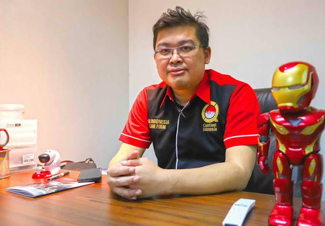 Hakim PN Jaksel Vonis Pengacara Alvin Lim 4,5 Tahun Bui