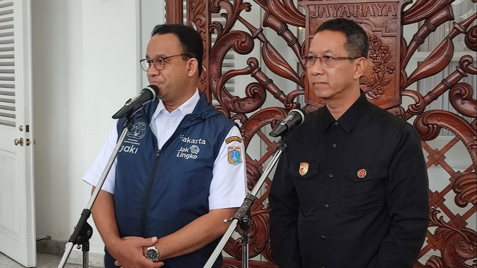 anies dan heru di balaikota