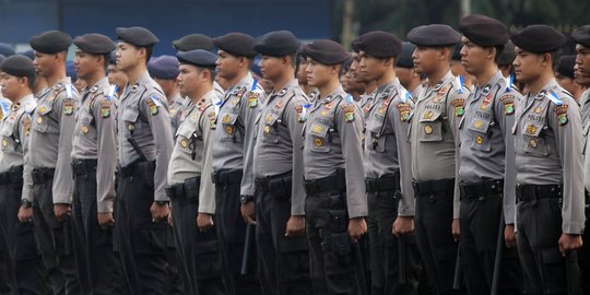 Aksi Aremania Geruduk Kantor Arema FC Berakhir Ricuh