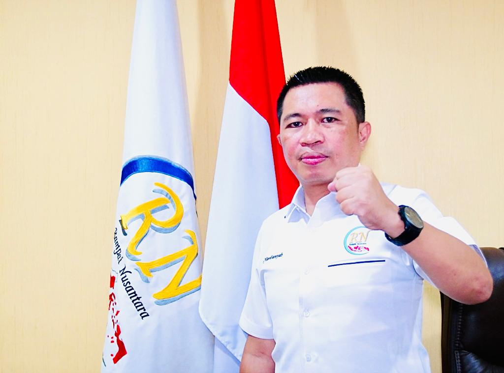 Hensat Bilang Jokowi Lebih Nyaman Jalankan Aktivitas Politik Bersama Relawan Dibandingkan Partai, Ini Alasannya