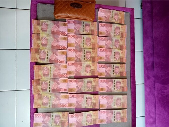 Kronologi Polri Berhasil Bongkar Percetakan Upal di Sukoharjo