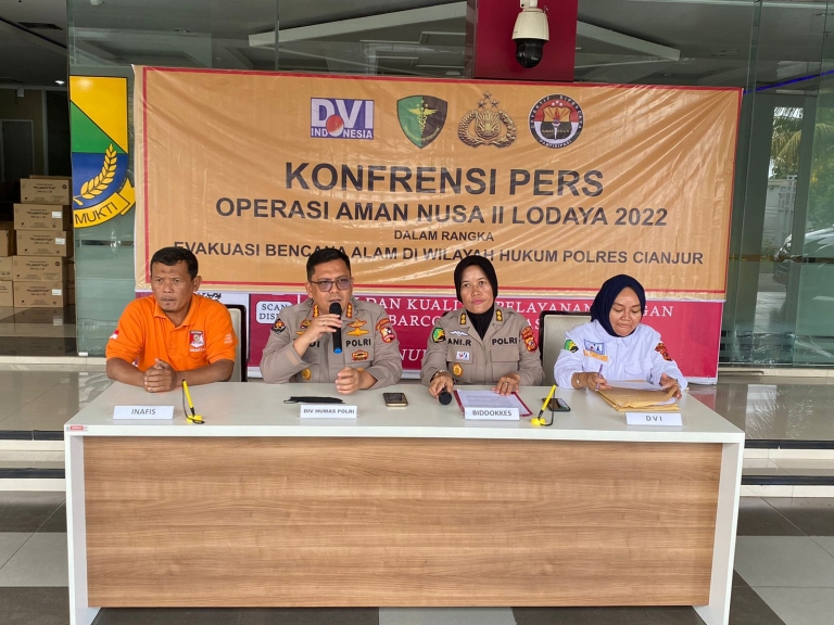 Tim DVI Polda Jabar Terus Lakukan Identifikasi Jenazah Korban Gempa Cianjur