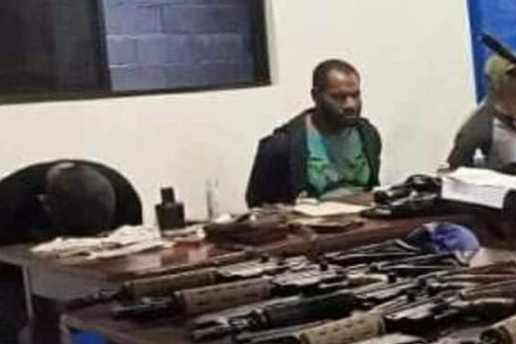 Simpatisan KKB Anton Gobay Selundupkan Senpi Demi Cuan Ditengah Konflik Papua