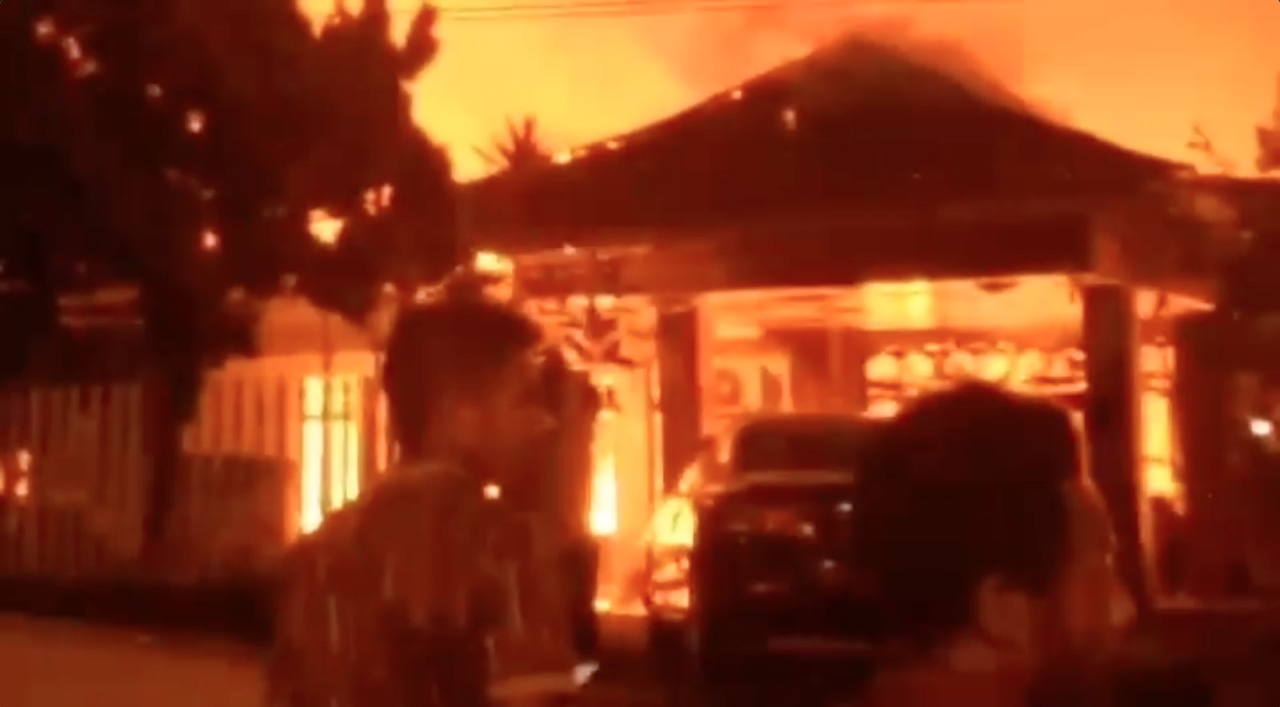 Kebakaran Di Rumah Dinas Kapolda Papua