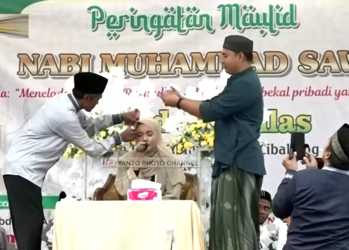 nadia hawasyi disawer