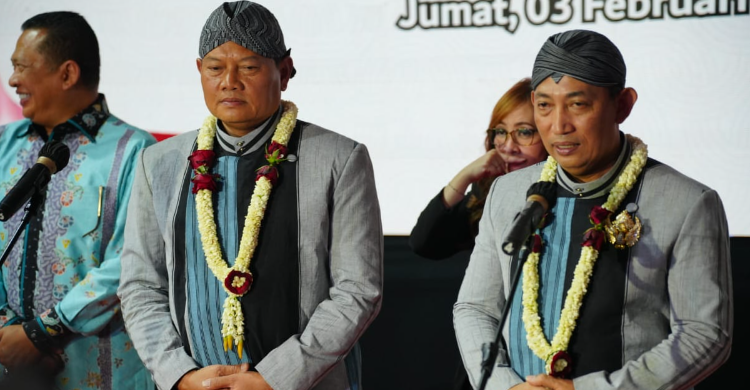 Gelar Wayang Kulit, Kapolri: Perkuat Sinergisitas TNI-Polri, Kian Dekat Dengan Masyarakat