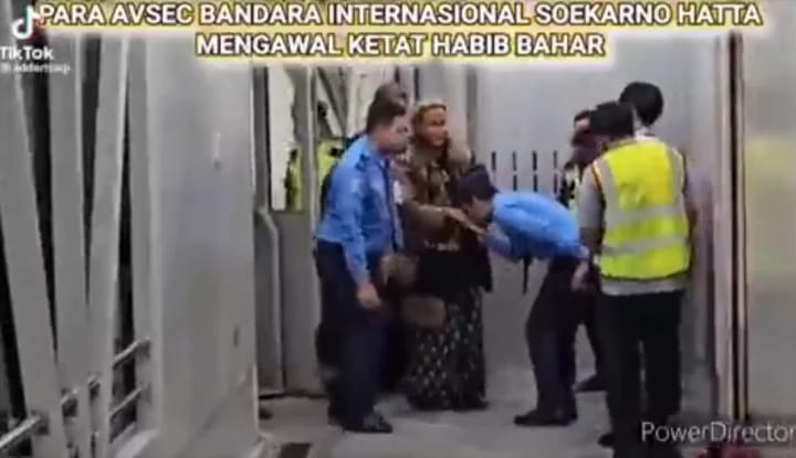 Terciduk Kawal Habib Bahar, Tiga Petugas Bandara Dipecat! Pengamat : Sudah Sewajarnya Terima Sanksi