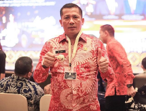 Dulu Kritik Rezim Jokowi, Bupati Meranti Nyatanya Gadaikan Kantor Hingga Korupsi: Ternyata, Dia Sendiri Setannya