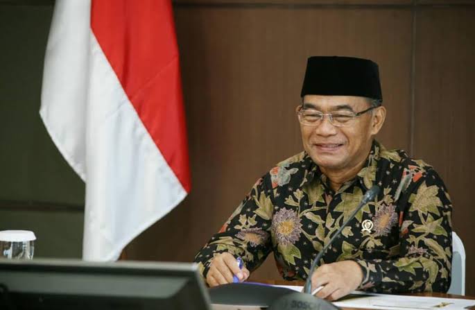 Soal Perbedaan Idul Fitri, Menko PMK Pastikan Semua Tetap Pemerintah Akomodasi