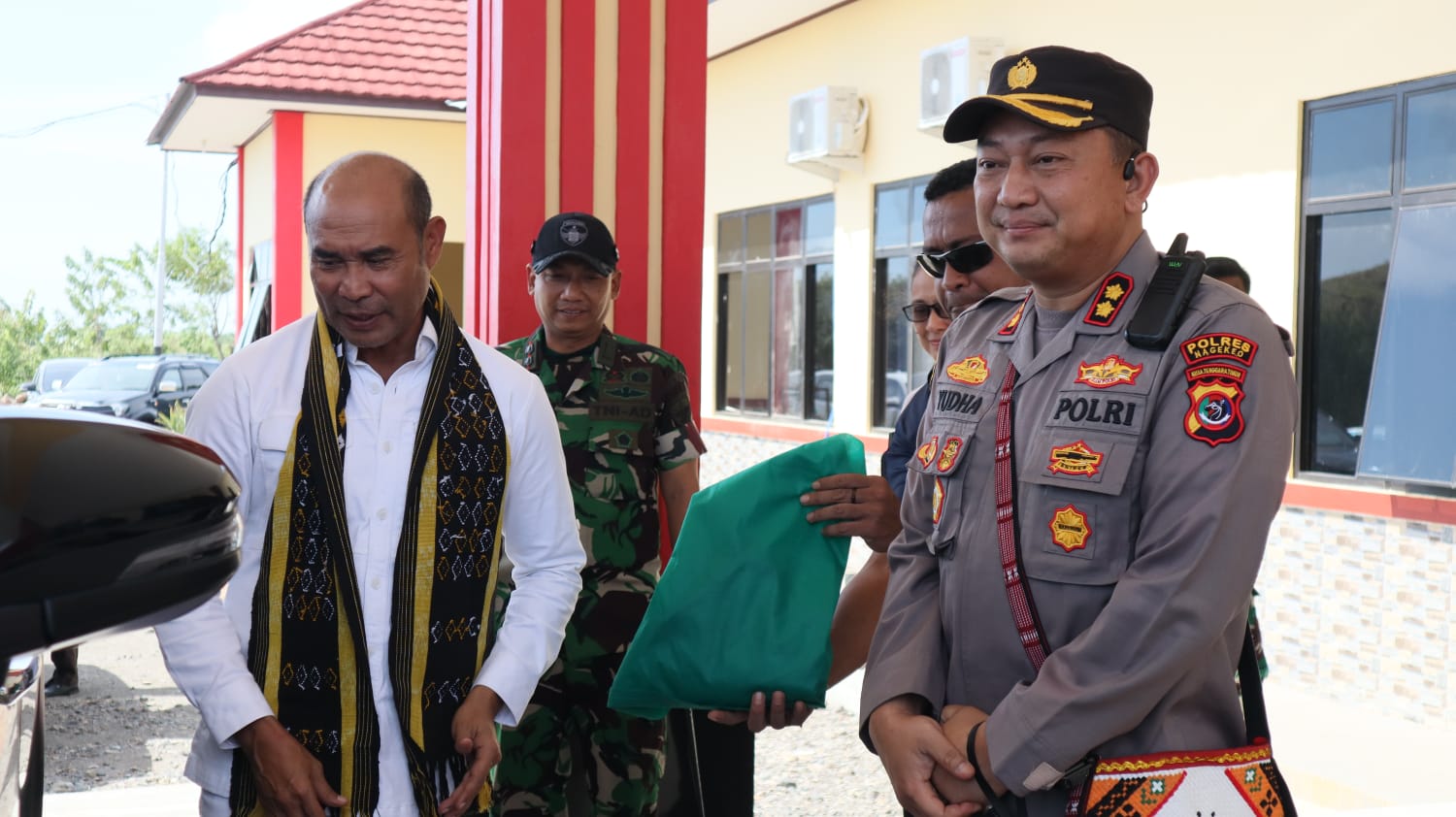 Momen Kunjungan ke Nagekeo, Gubernur NTT Sempatkan Sambangi Mako Polres Nagekeo