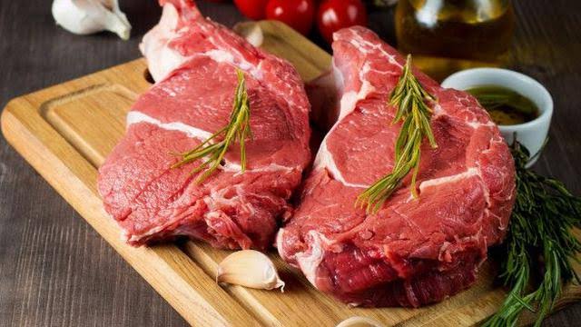 PDIP Desak Pemerintah Hentikan Impor Daging Babi