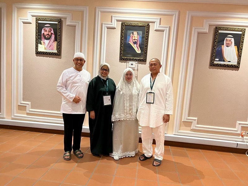 Anies dan Puan