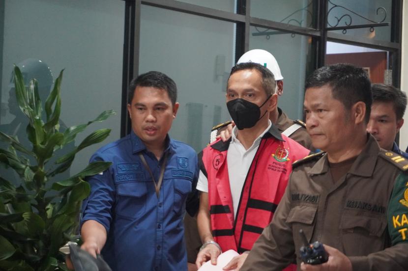Direktur Perusahaan Milik Suami Puan Maharani Nyusul Platte Jadi Tersangka!