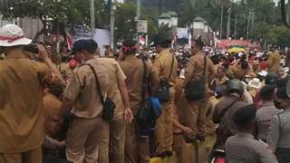 Jelang Pemilu 2024 Kekuasaan Kades Jadi 9 Tahun, Revolusi atau Konspirasi Politik?