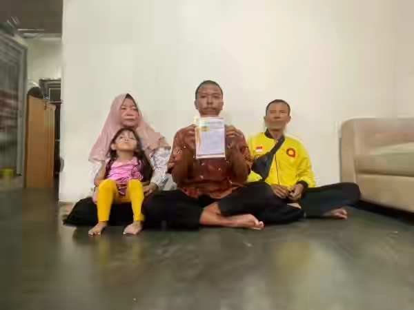 Inspiratif dan Penuh Haru, Anak Tukang Ojek di Lampung Jadi Polisi