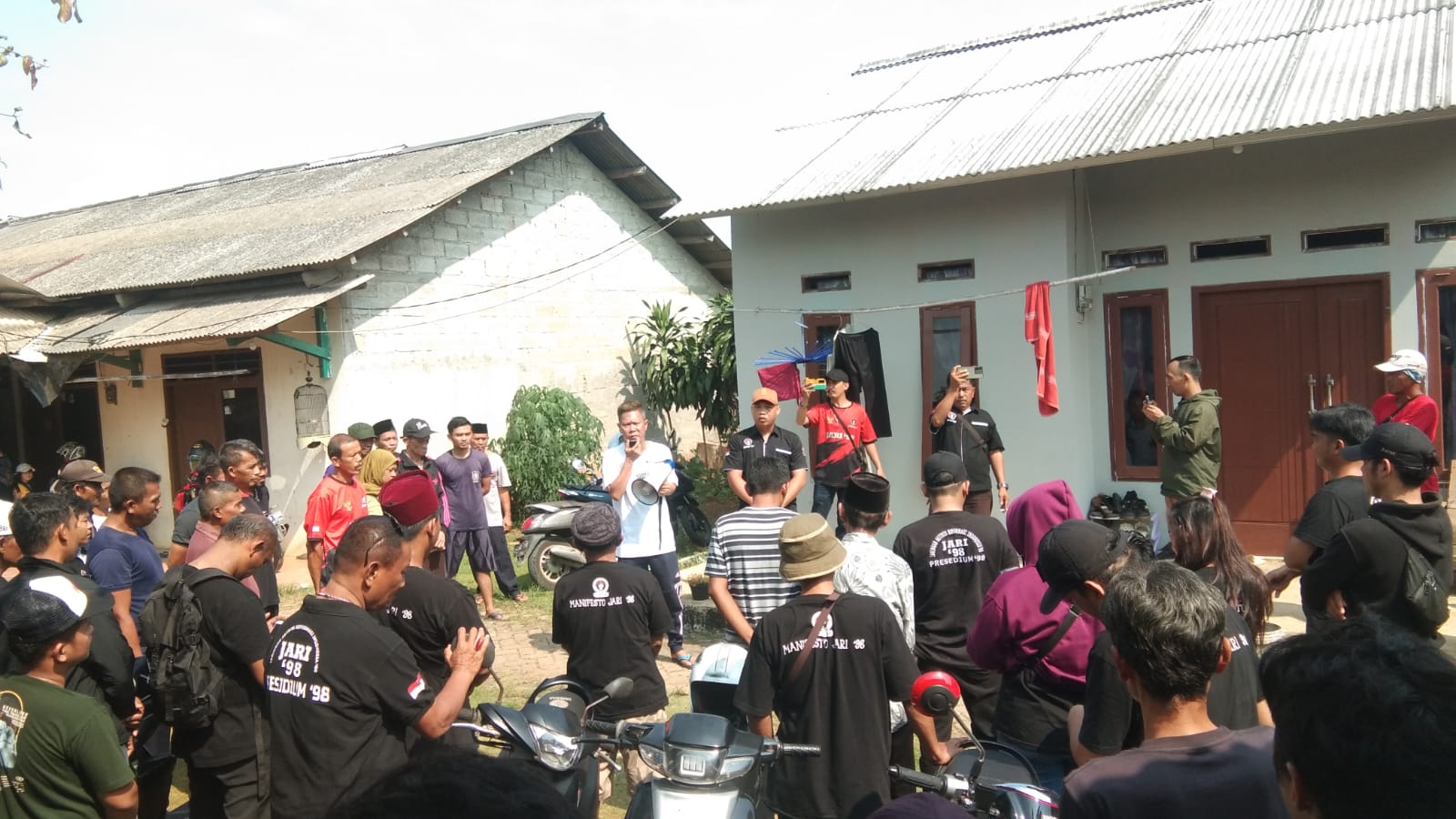 JARI 98 Apresiasi Kapolri Salurkan Hewan Qurban ke Ponpes ! Willy Prakarsa: HUT Bhayangkara ke 77, Polri Makin Dekat & Dicintai Rakyat