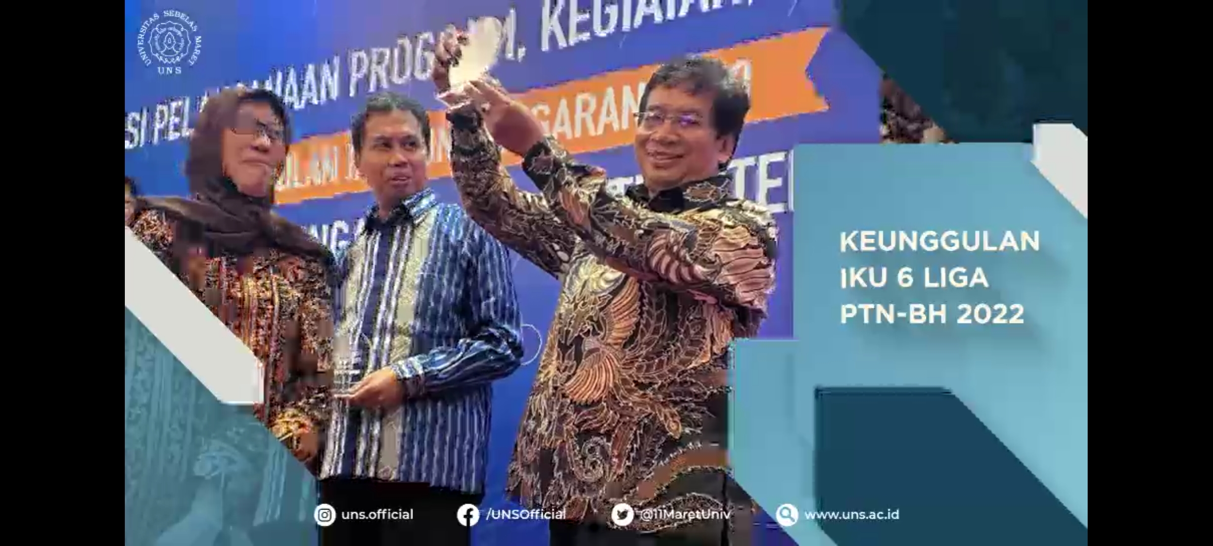Torehkan Prestasi, UNS Raih 3 Penghargaan Indikator Kinerja Utama 2022