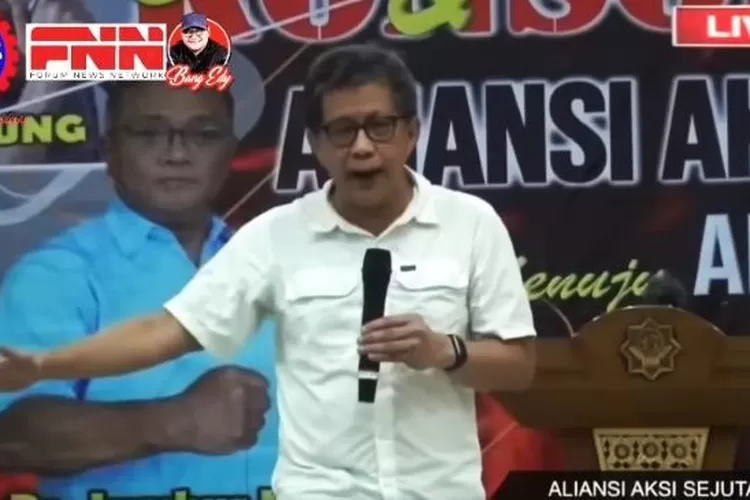 Di Acara Konsolidasi AASB 10 Agustus Kepung Istana, Rocky Gerung Provokasi Buruh agar Ciptakan Sejarah Baru Seperti Reformasi 98