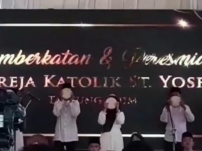 Viral Peresmian Gereja di Muara Enim di Iringi Marawis