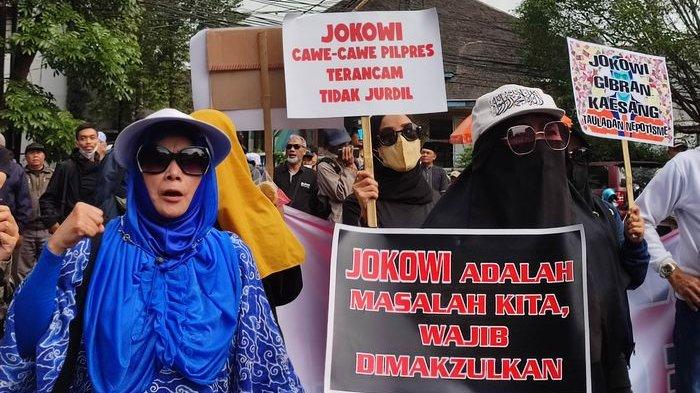 Wkwkwk.. Massa Aksi People Power Cuma Sedikit, Demo Gak Sampai 1 Jam Langsung Bubarin Diri