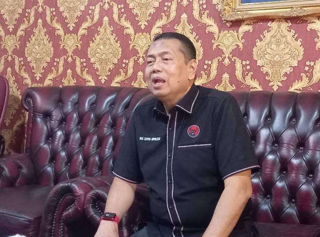 Kapitra Ampera: Rocky Gerung Jangan Merasa Paling Pintar Sendiri