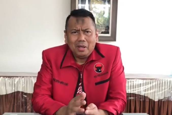 Tak Terima Jokowi Disebut Bajingan Tolol, Kapitra Ampera Minta Polisi Segera Tangkap Rocky Gerung