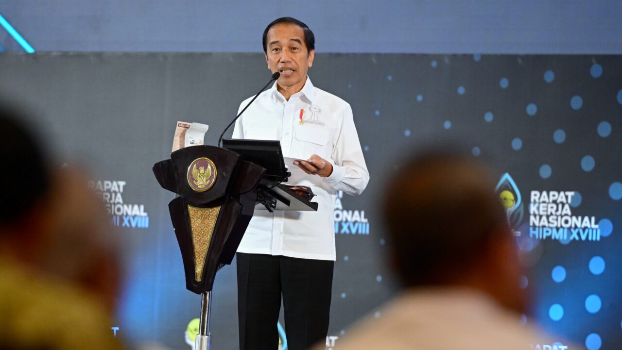 Presiden Jokowi : Hilirisasi Tidak Hanya untuk Industri Besar tetapi Juga UKM