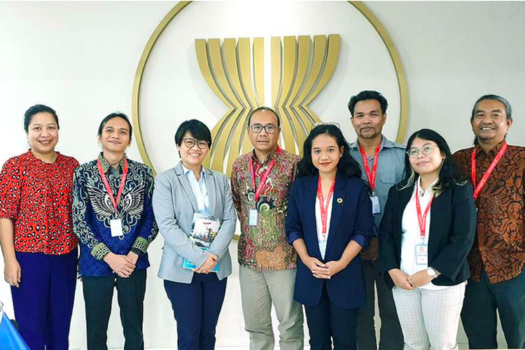 Greenpeace & Tim 9 Dorong ASEAN Lindungi Awak Kapal Perikanan Migran