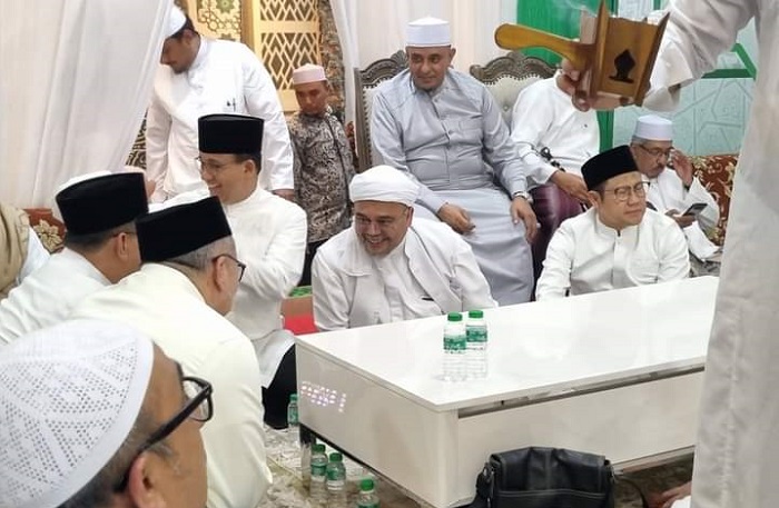 Anies Imin Hadir di FPI