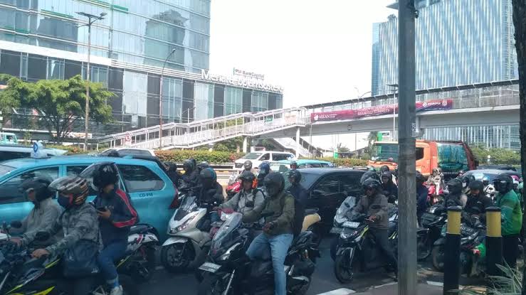 Meski Bermacetan, Masyarakat Jakarta Justru Nikmati untuk Berpartisipasi Bekerjasama Dukung KTT ASEAN ! Perusahaan Swasta Diimbau WFH