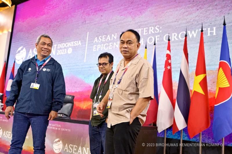 Jelang KTT ASEAN, Jurnalis Diajak Ikut Harumkan Nama Indonesia