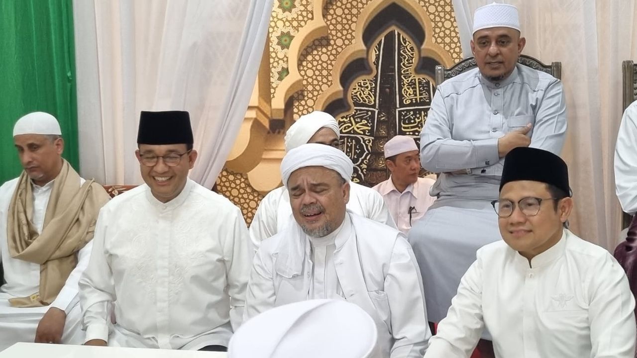 Anies Pamer Foto Bertemu Habib Rizieq di Petamburan