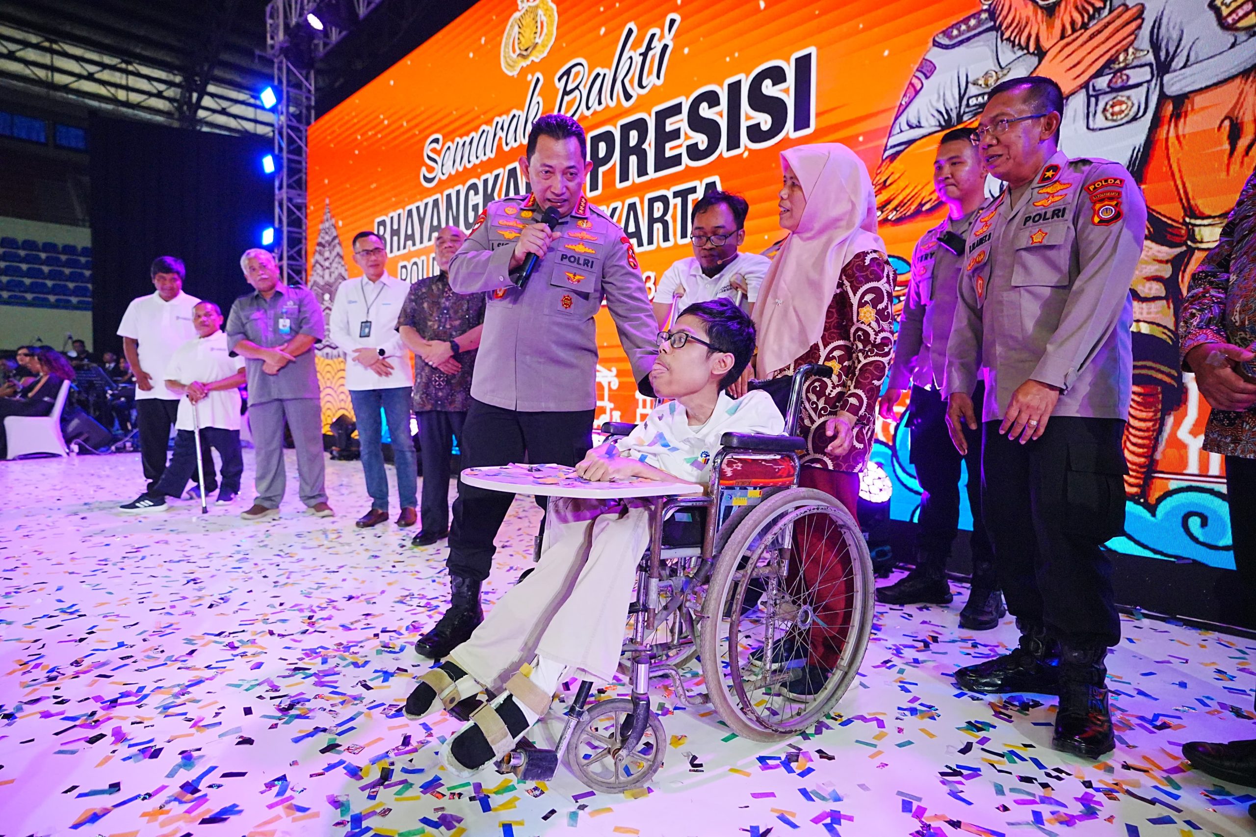Semarak Bakti Bhayangkara, Kapolri Launching Aplikasi Montir Presisi yang Digagas Difabel