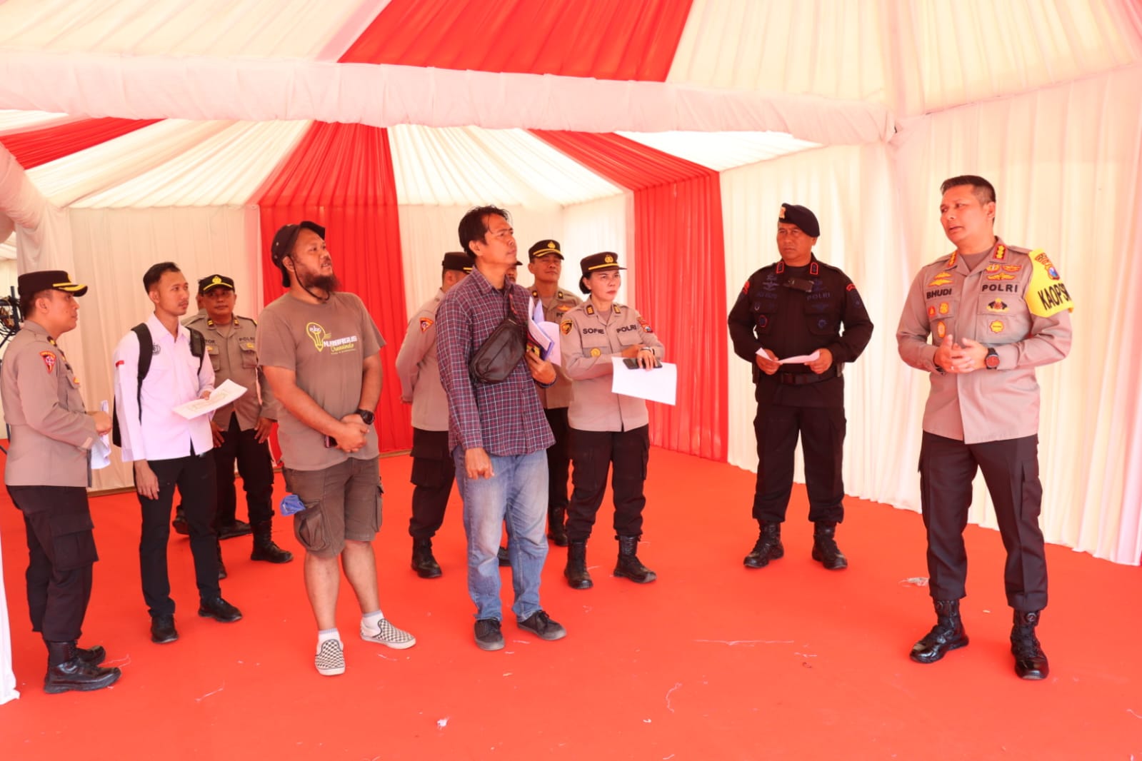 Akabri 91 Gelar Bakti Kesehatan Gratis, Lapangan Rampal Malang Disulap Jadi Rumah Sakit & Libatkan Ratusan Nakes!