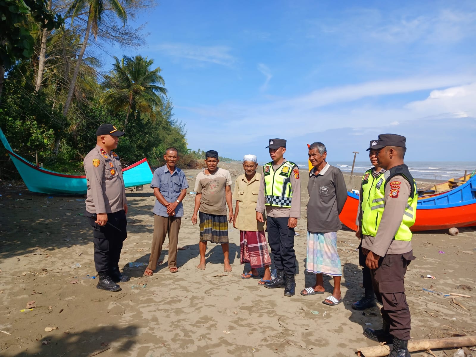 Polsek Panteraja Polres Pidie Jaya Gencar Melakukan Patroli Antisipasi Kedatangan Pengungsi Rohingya