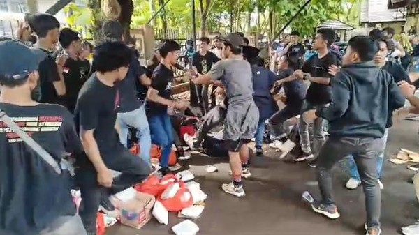 Bukan Kericuhan, Mahasiswa Hanya Terlibat Protes Jelang Kongres HMI! Simak Faktanya