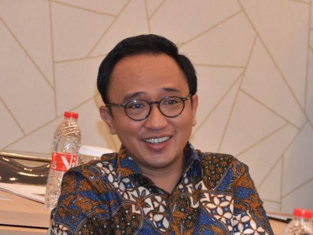Bambang Haryadi Sayangkan Hoax Ketidaknetralan Polri Pasang Baliho Prabowo-Gibran