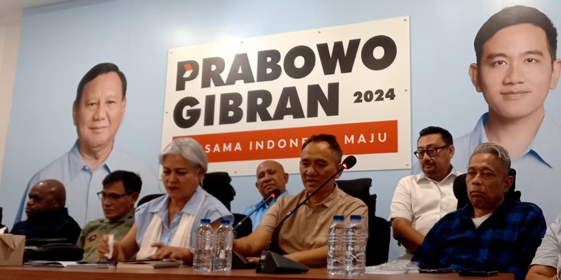 Natalius Pigai : Prabowo Subianto Bukan Pelanggar HAM