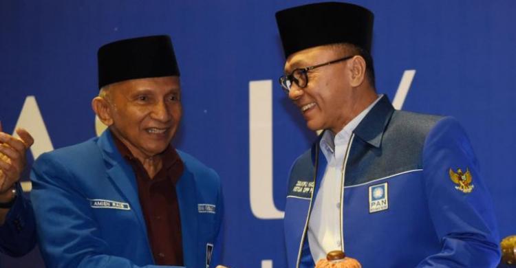 Zulhas Kaitkan Sholat dengan Politik, Amien Rais Bisa ‘Menangis Darah’