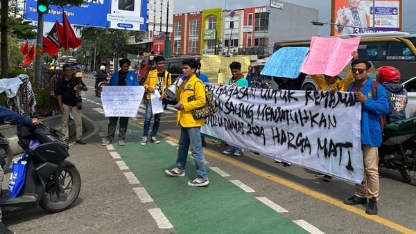 Aksi Gabungan Elemen Mahasiswa Ajak Masyarakat Ciptakan Pemilu Damai