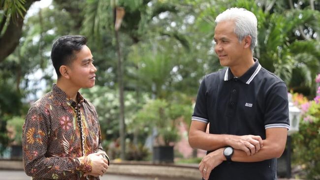 Ganjar Serius Kampanye di Demak, Gibran Kegiatan Internal di Solo