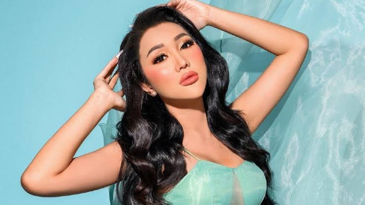 Nonton Film Siksa Neraka, Lucinta Luna Ngaku Ingin Balik Jadi Laki-laki