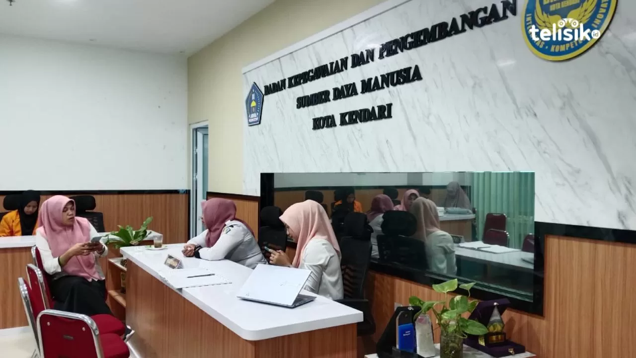 Viral Perekrutan PPPK Guru SD Via WhatsApp, Ini Kata BPKSDM Kendari